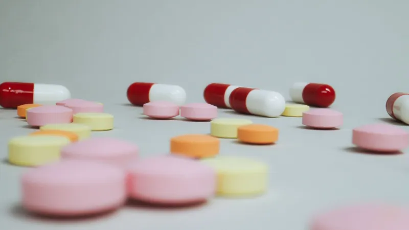 Reformulated Without Notice: How Generic Drug Manufacturers Quietly Change What's Inside Your Prescription